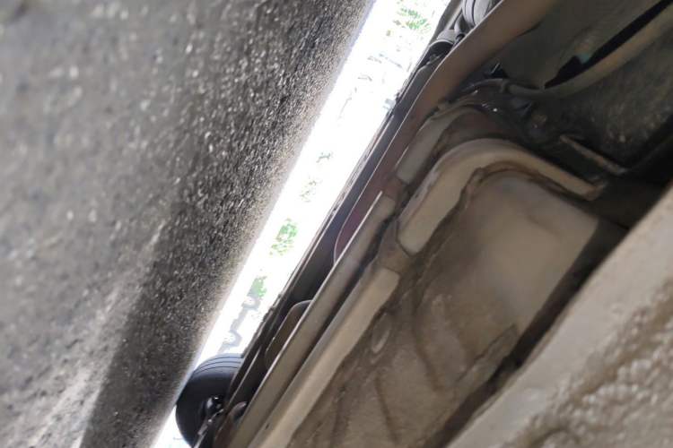 Used Hyundai Verna (older generation) 2014 1.4L Manual Smart GLS Trim Chassis Rear Right