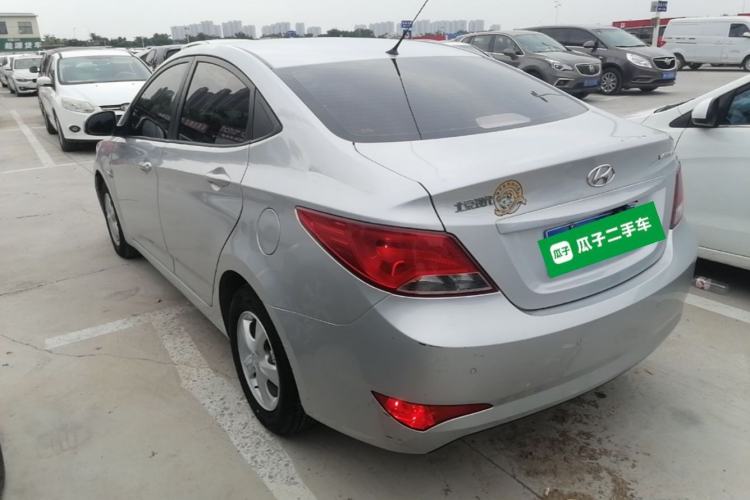 Used Hyundai Verna (older generation) 2014 1.4L Automatic Smart GLS Exterior 2
