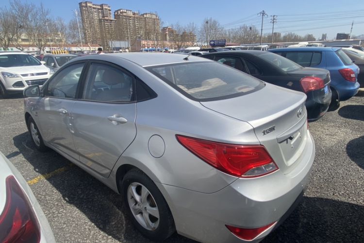 Used Hyundai Verna (older generation) 2014 1.4L Automatic Smart GLS Exterior 3