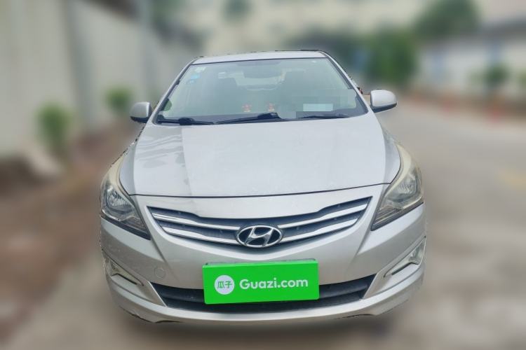 Used Hyundai Verna (older generation) 2014 1.4L Manual Smart GLS Trim Front