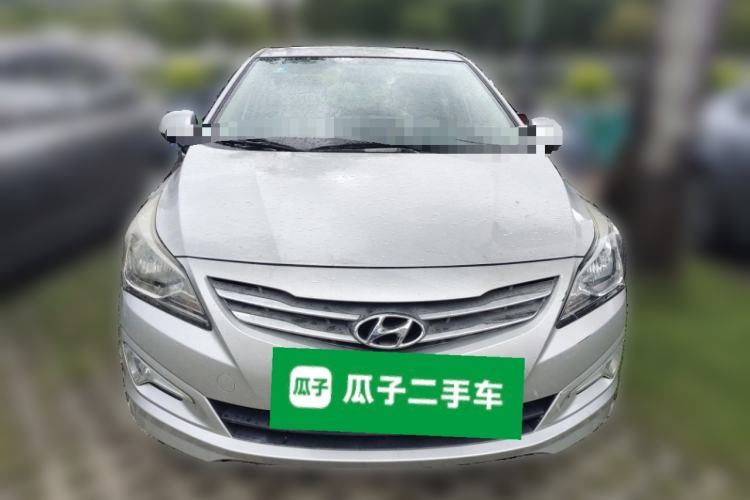 Used Hyundai Verna (older generation) 2014 1.4L Manual Smart GLS Trim Front