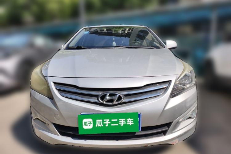 Used Hyundai Verna (older generation) 2014 1.4L Manual Smart GLS Trim Front