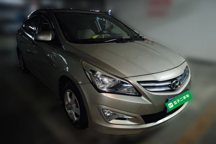 Used Hyundai Verna (older generation) 2014 1.4L Automatic Smart GLS Front Right 45 Deg