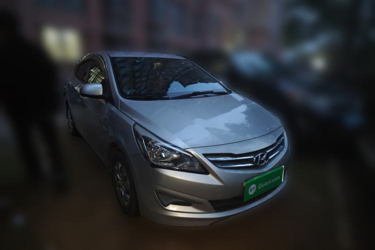 Used Hyundai Verna (older generation) 2014 1.4L Automatic Fashion GS Model Front Right 45 Deg