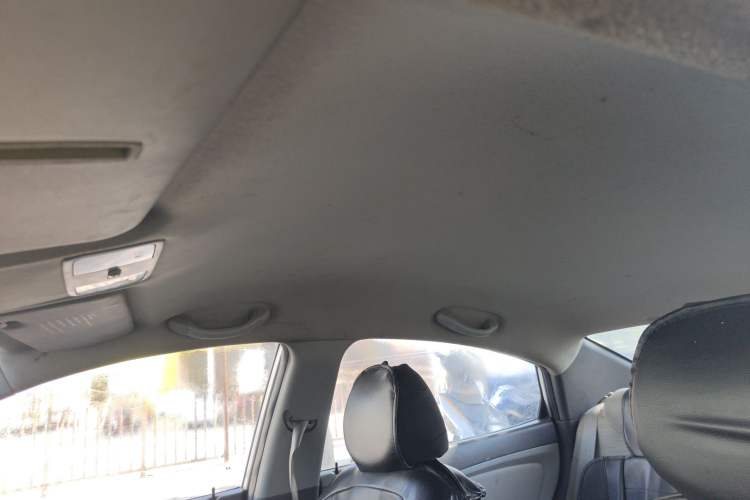 Used Hyundai Verna (older generation) 2014 1.4L Manual Smart GLS Trim Headliner