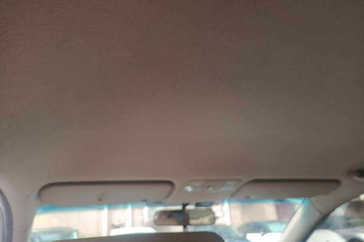 Used Hyundai Verna (older generation) 2014 1.4L Automatic Smart GLS Headliner