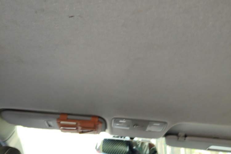 Used Hyundai Verna (older generation) 2014 1.4L Manual Smart GLS Trim Headliner