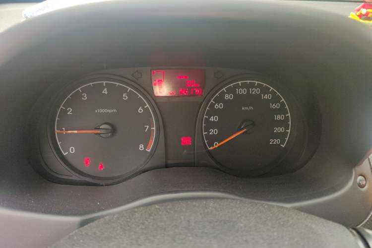 Used Hyundai Verna (older generation) 2014 1.4L Manual Smart GLS Trim Instrument Cluster