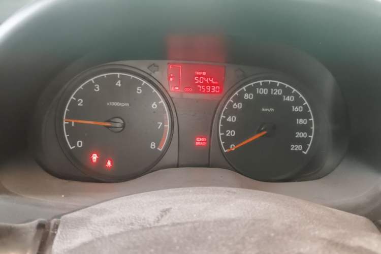 Used Hyundai Verna (older generation) 2014 1.4L Manual Smart GLS Trim Instrument Cluster