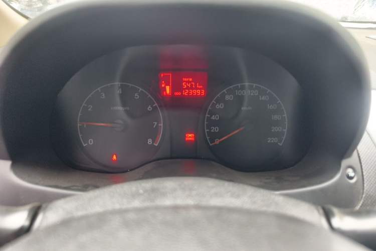 Used Hyundai Verna (older generation) 2014 1.4L Manual Smart GLS Trim Instrument Cluster