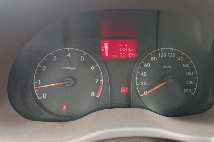 Used Hyundai Verna (older generation) 2014 1.4L Manual Smart GLS Trim Instrument Cluster