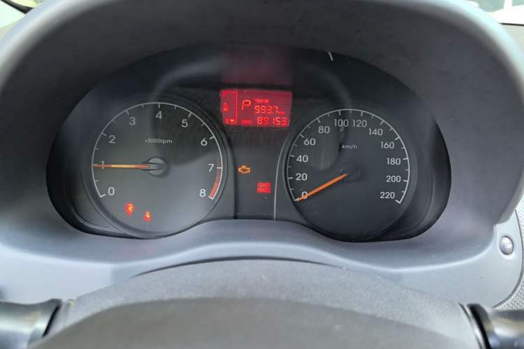 Used Hyundai Verna (older generation) 2014 1.4L Automatic Smart GLS Instrument Cluster