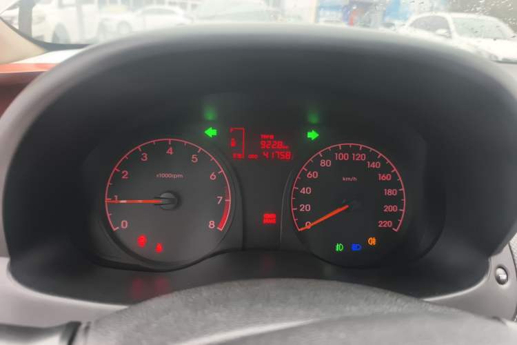 Used Hyundai Verna (older generation) 2014 1.4L Manual Smart GLS Trim Instrument Cluster