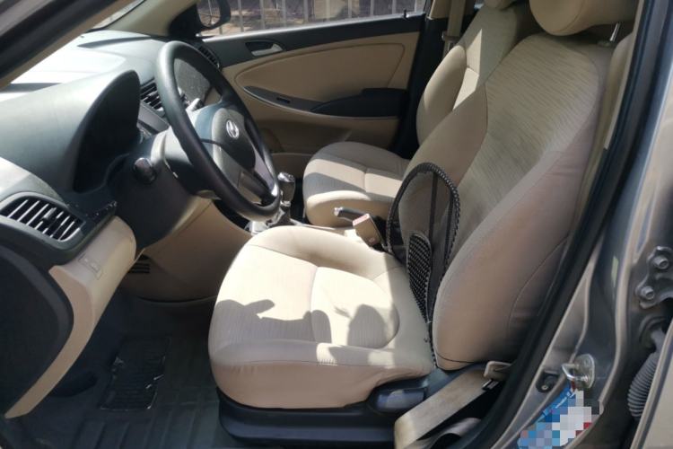 Used Hyundai Verna (older generation) 2014 1.4L Manual Fashion GS Model Left Front Seat