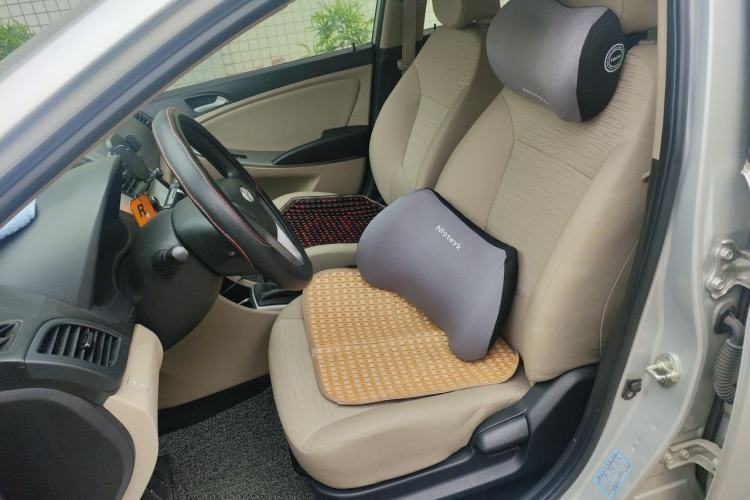 Used Hyundai Verna (older generation) 2014 1.4L Manual Smart GLS Trim Left Front Seat