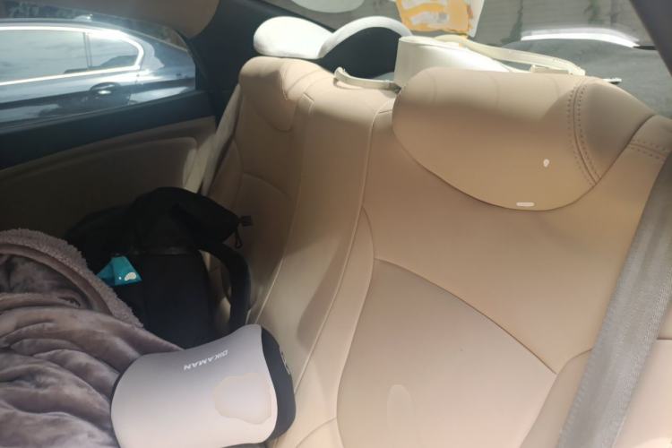 Used Hyundai Verna (older generation) 2014 1.4L Automatic Smart GLS Left Rear Seat