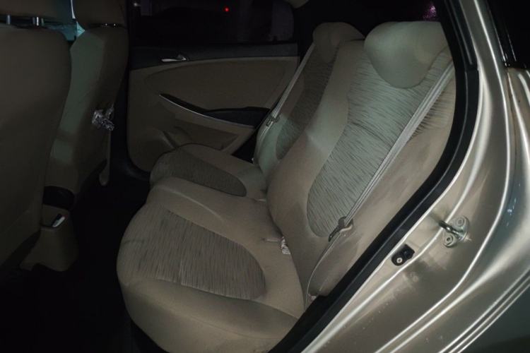 Used Hyundai Verna (older generation) 2014 1.4L Automatic Smart GLS Left Rear Seat