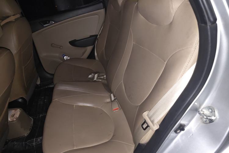 Used Hyundai Verna (older generation) 2014 1.4L Automatic Fashion GS Model Left Rear Seat