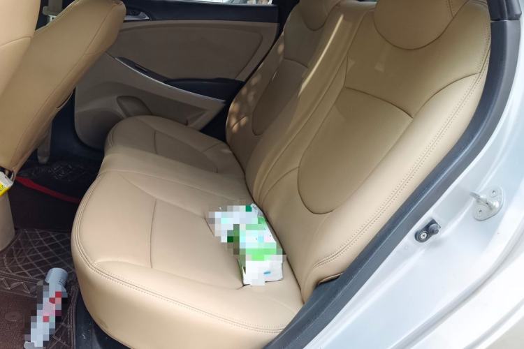 Used Hyundai Verna (older generation) 2014 1.4L Manual Smart GLS Trim Left Rear Seat