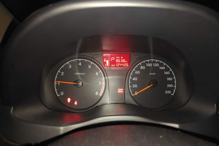 Used Hyundai Verna (older generation) 2014 1.4L Automatic Fashion GS Model Odometer Close Up