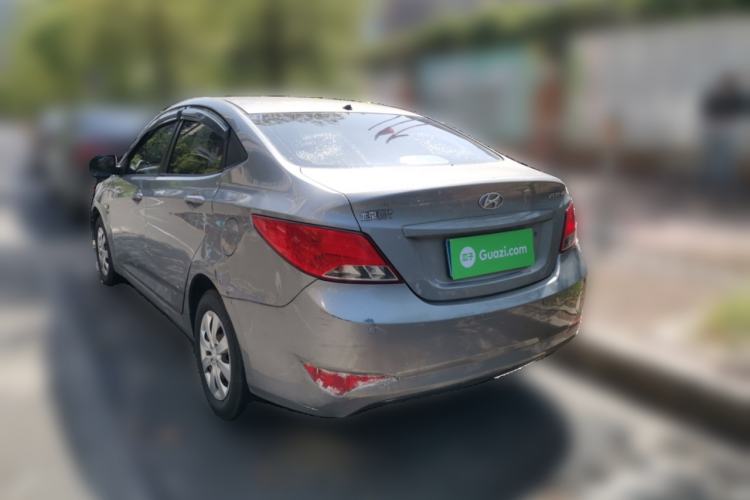 Used Hyundai Verna (older generation) 2014 1.4L Manual Fashion GS Model Rear Left 45 Deg