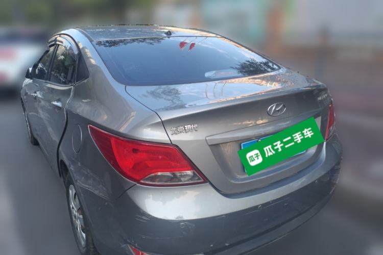 Used Hyundai Verna (older generation) 2014 1.4L Manual Fashion GS Model Rear Left 45 Deg