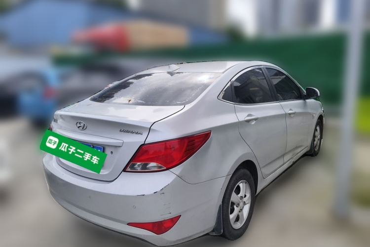 Used Hyundai Verna (older generation) 2014 1.4L Automatic Smart GLS Rear Right 45 Deg