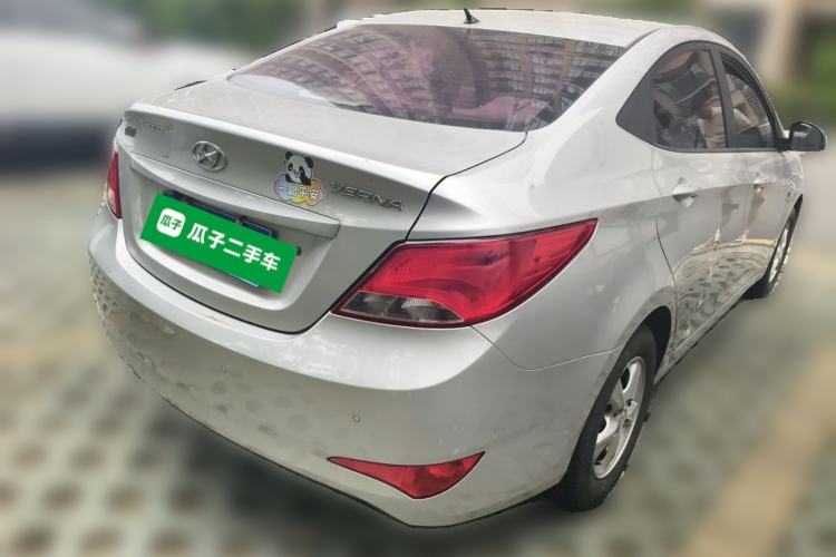 Used Hyundai Verna (older generation) 2014 1.4L Automatic Smart GLS Rear Right 45 Deg