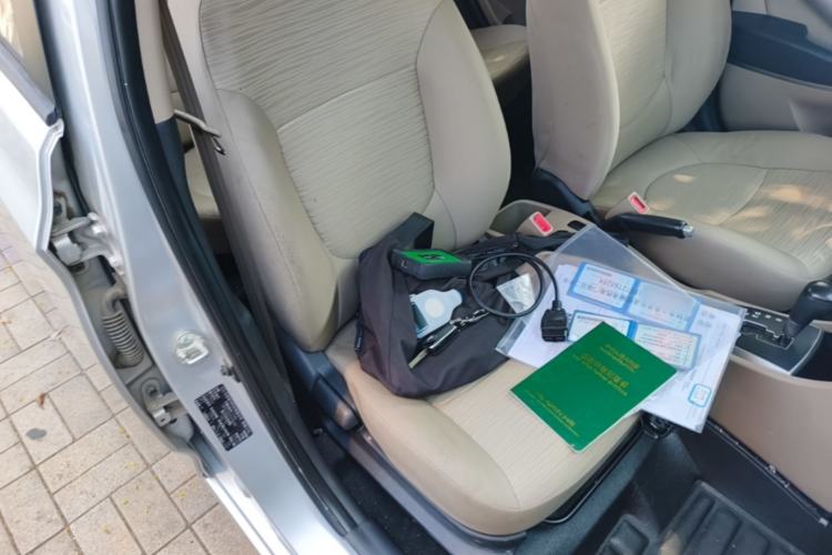 Used Hyundai Verna (older generation) 2014 1.4L Automatic Smart GLS Right Front Seat