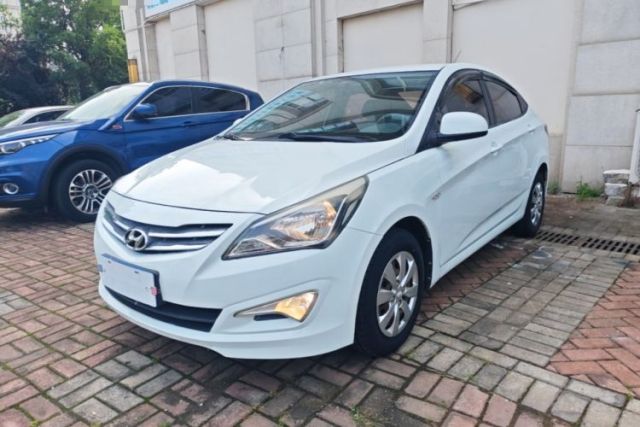 Used Hyundai Verna (older generation) 2014 1.4L Manual Smart GLS Trim
