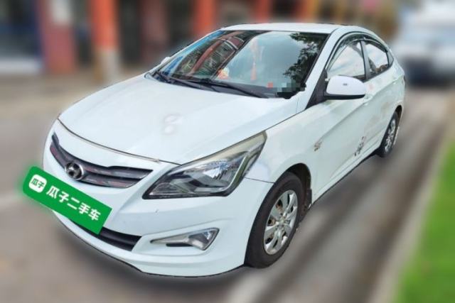 Used Hyundai Verna (older generation) 2014 1.4L Manual Smart GLS Trim