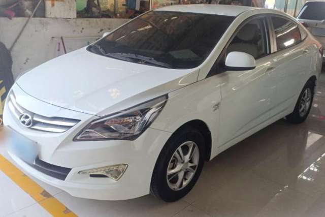 Used Hyundai Verna (older generation) 2014 1.4L Manual Smart GLS Trim