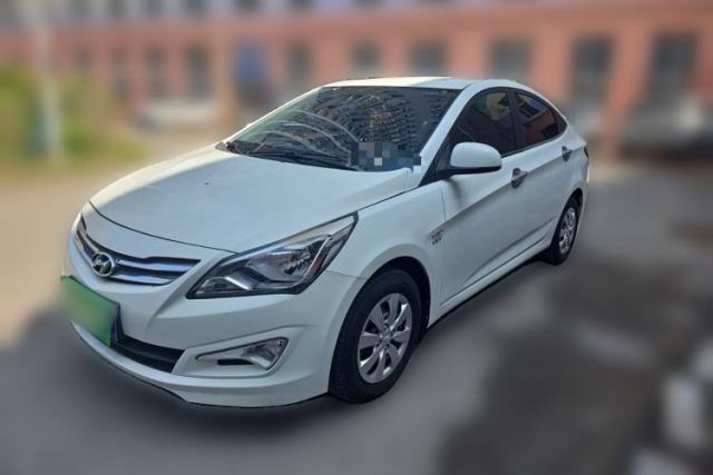 Used Hyundai Verna (older generation) 2014 1.4L Manual Smart GLS Trim