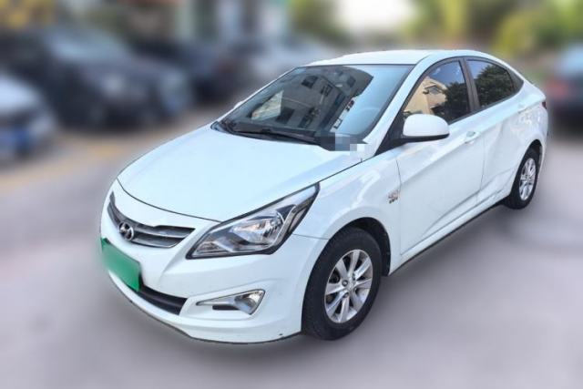 Used Hyundai Verna (older generation) 2014 1.4L Manual Smart GLS Trim