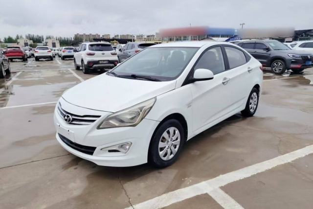 Ojetý Hyundai Verna (older generation) 2014 1.4L Automatic Smart GLS