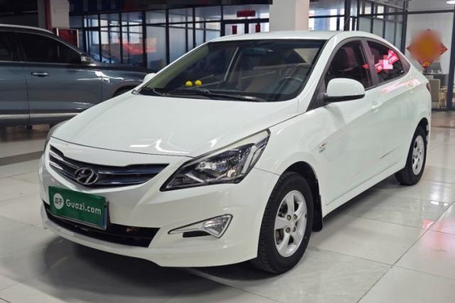 Used Hyundai Verna (older generation) 2014 1.4L Manual Smart GLS Trim
