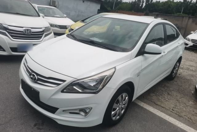 Used Hyundai Verna (older generation) 2014 1.4L Manual Smart GLS Trim