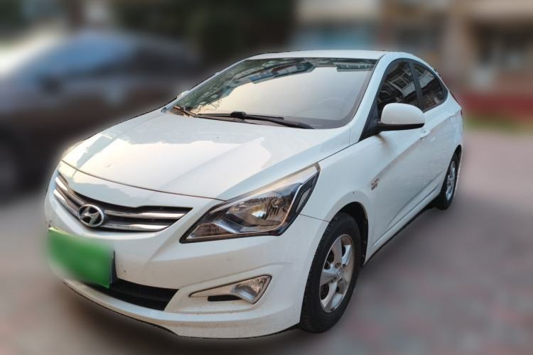 Używany Hyundai Verna (older generation) 2014 1.4L Automatic Smart GLS Guazi used car, China used car export, Used car for sale, Used cars, Cheapest cars for sale