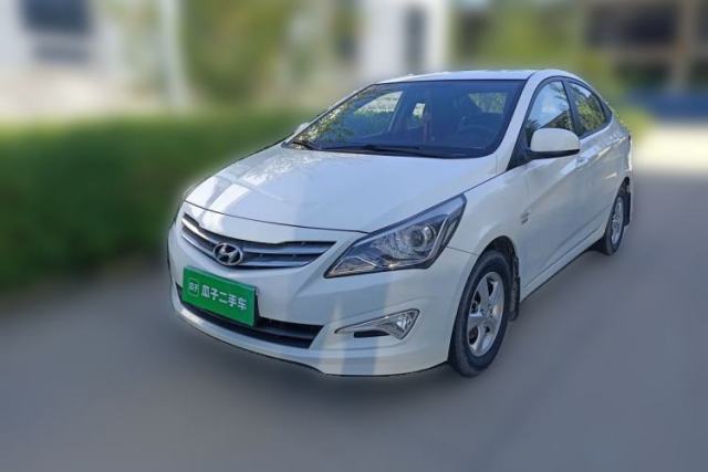 Used Hyundai Verna (older generation) 2014 1.4L Manual Smart GLS Trim