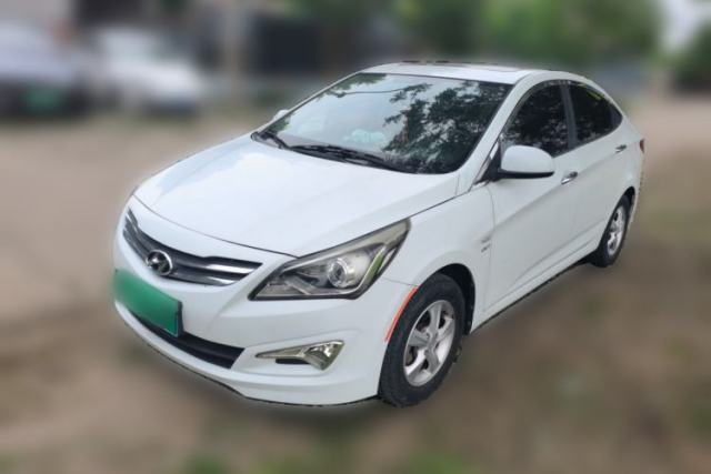 Used Hyundai Verna (older generation) 2014 1.4L Automatic Leading-Edge GLX