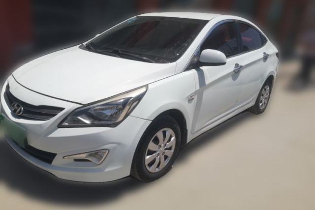 Used Hyundai Verna (older generation) 2014 1.4L Manual Smart GLS Trim