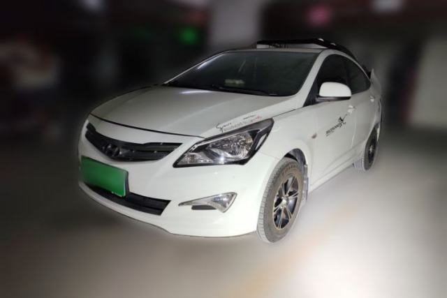 Used Hyundai Verna (older generation) 2014 1.4L Manual Smart GLS Trim