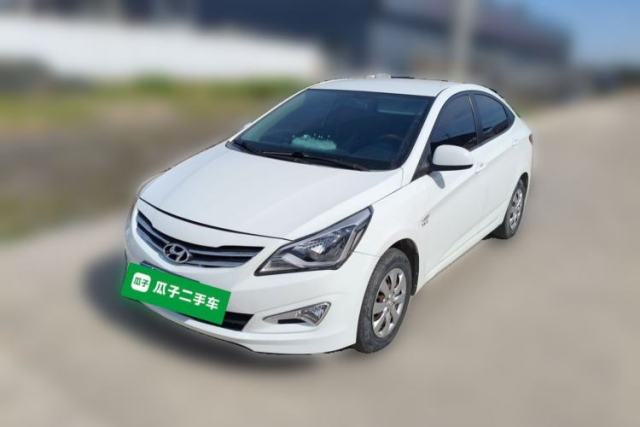 Used Hyundai Verna (older generation) 2014 1.4L Manual Smart GLS Trim