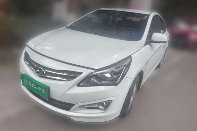 Używany Hyundai Verna (older generation) 2014 1.4L Manual Smart GLS Trim