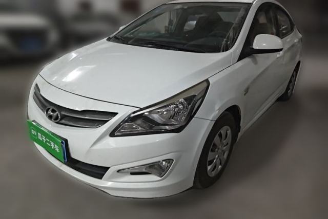 Used Hyundai Verna (older generation) 2014 1.4L Manual Smart GLS Trim