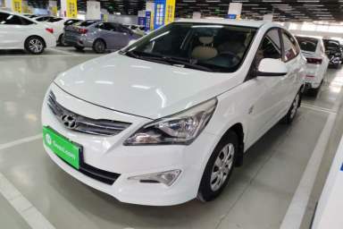 Used Hyundai Verna (older generation) 2014 1.4L Manual Smart GLS Trim