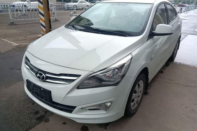 Used Hyundai Verna (older generation) 2014 1.4L Manual Smart GLS Trim