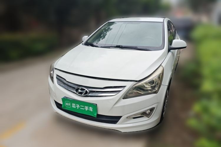 Used Hyundai Verna (older generation) 2014 1.4L Manual Smart GLS Trim Guazi used car, China used car export, Used car for sale, Used  cars, Cheapest cars for sale