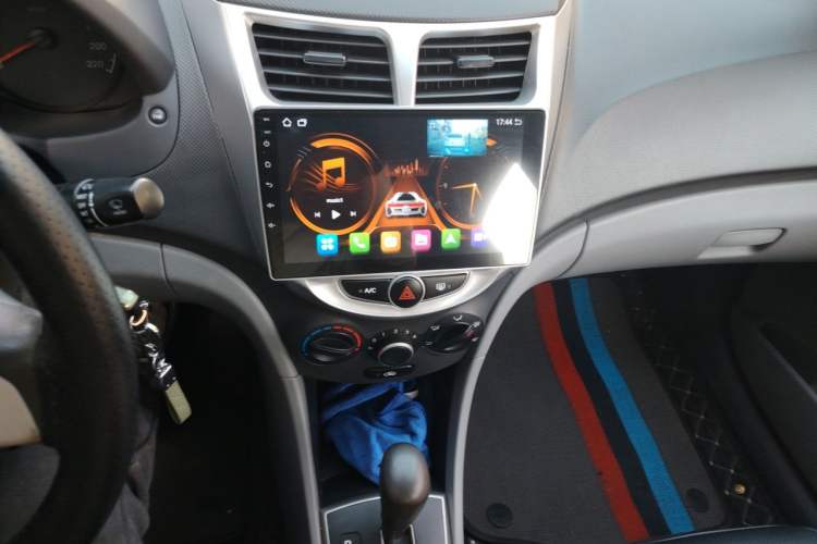 Used Hyundai Verna (older generation) 2014 1.4L Automatic Smart GLS Audio And AC Panel