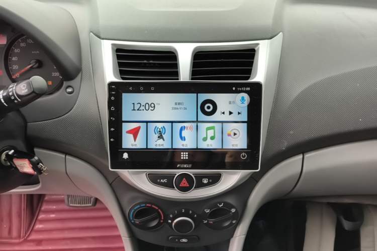 Used Hyundai Verna (older generation) 2014 1.4L Automatic Smart GLS Audio And AC Panel